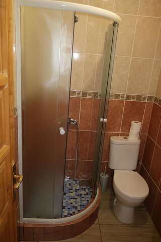 Гостевой дом Guest House Jadran Pol Петровац Номер-студио с видом на сад (3 взрослых)-4